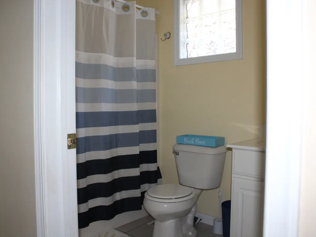 Hall Bathroom