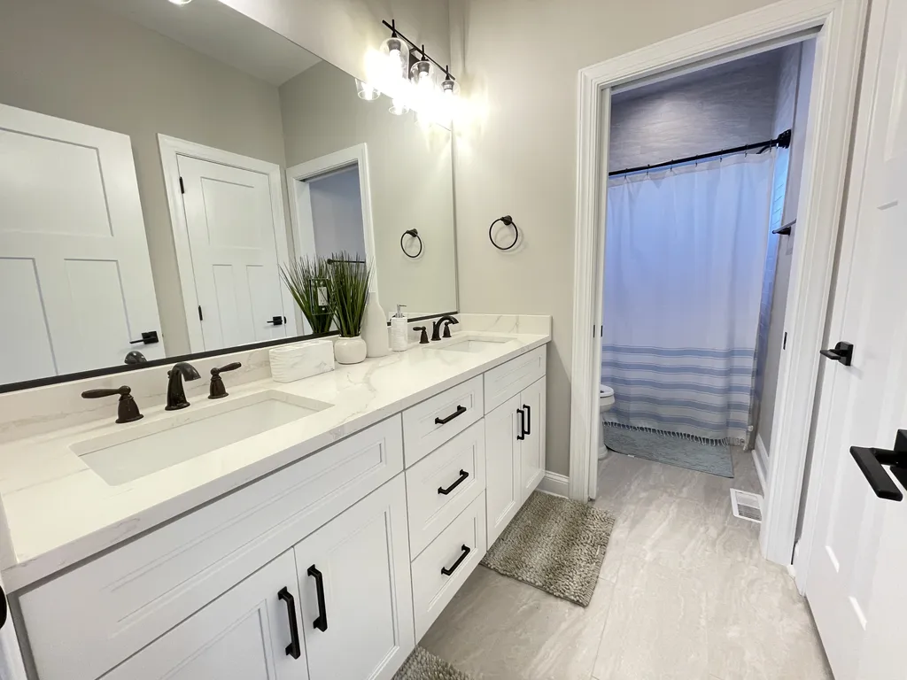 1st floor hall bath