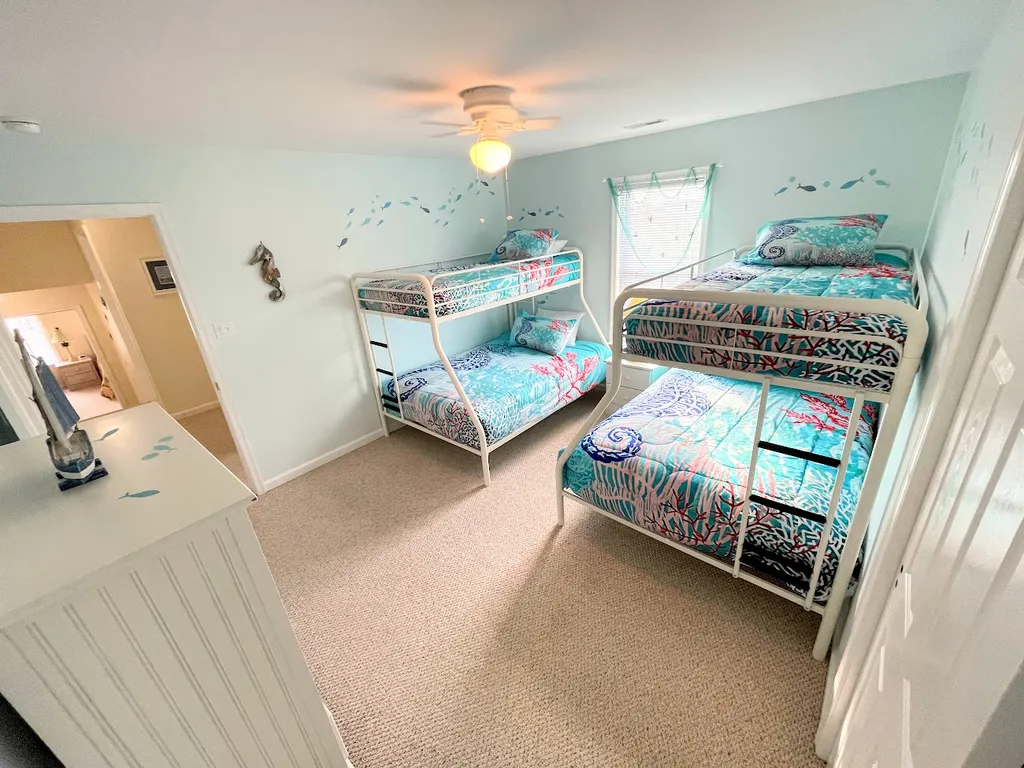 4th Floor Bedroom #2