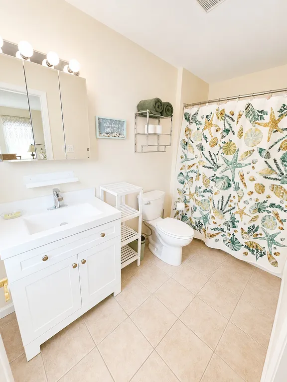 Primary/Master Ensuite Bathroom