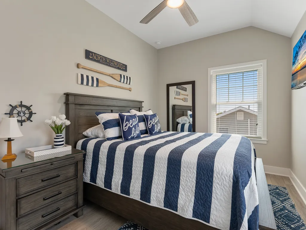 3rd Bedroom with plush Queen beds