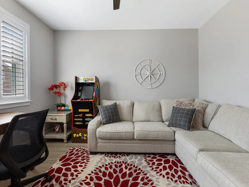 Den, Office, Game Room