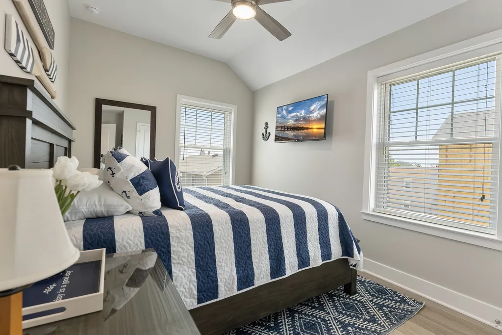 3rd Bedroom with plush Queen beds