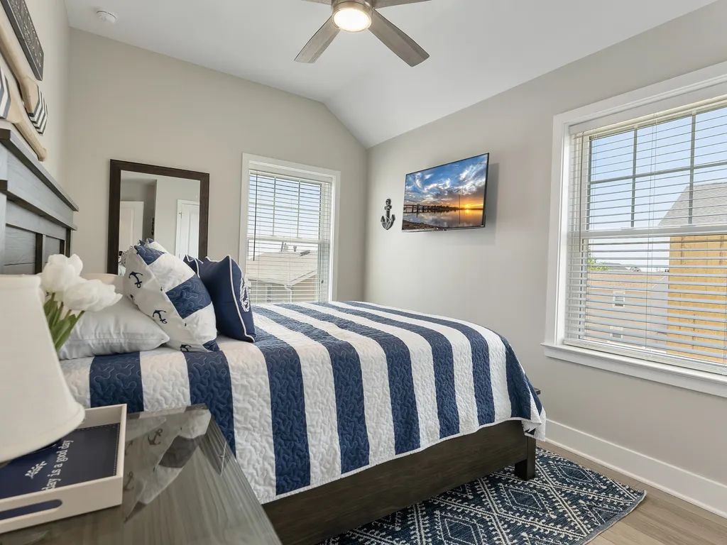 3rd Bedroom with plush Queen beds