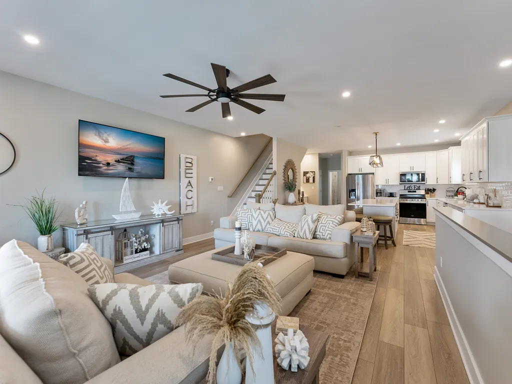 Spacious and cozy living room