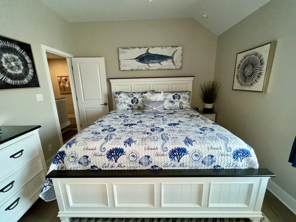 2nd Bedroom with plus King beds