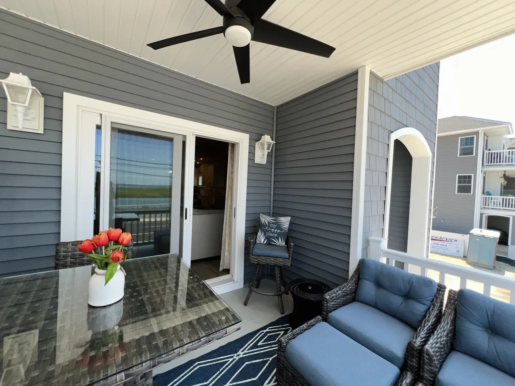Cozy deck off of living room
