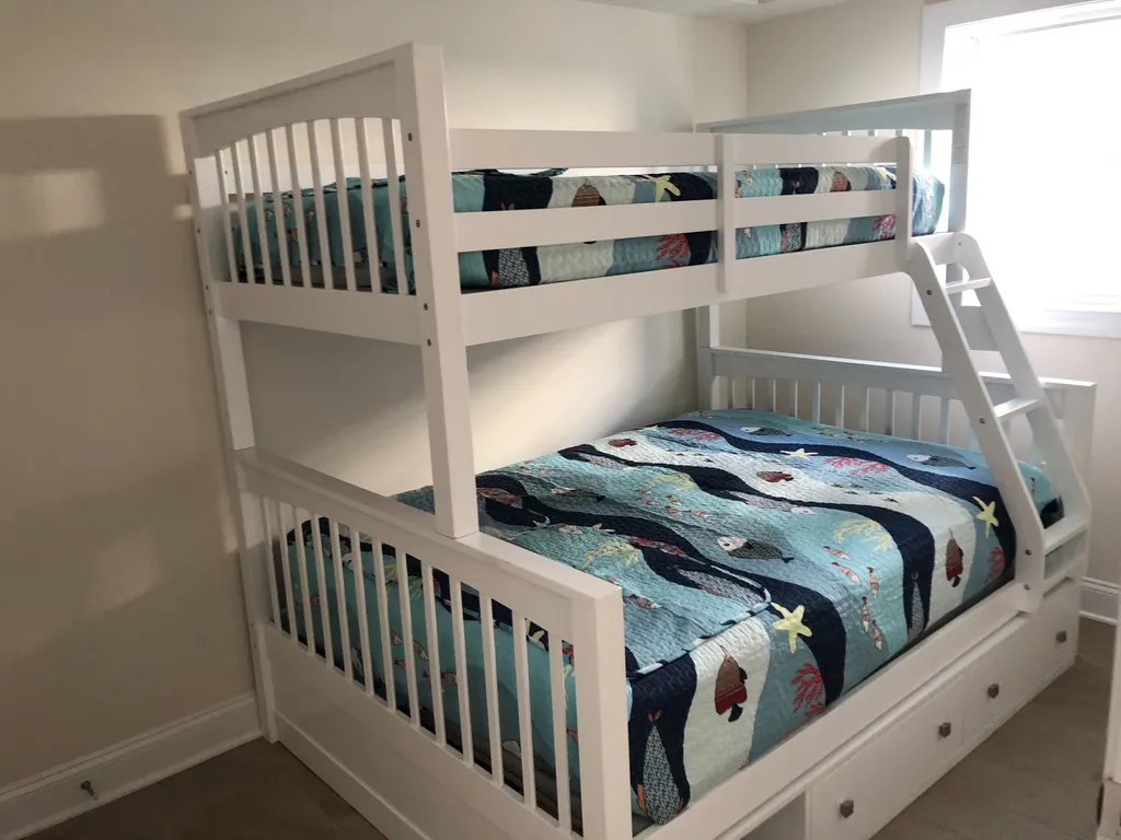 Kids bedroom
