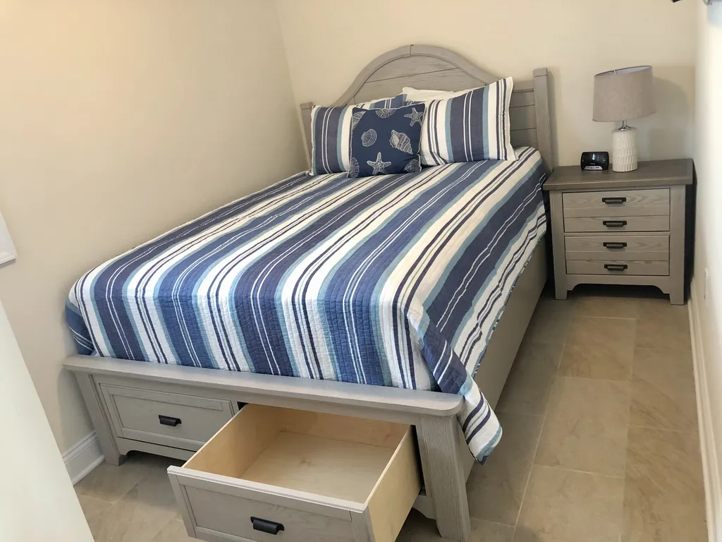 2nd Bedroom