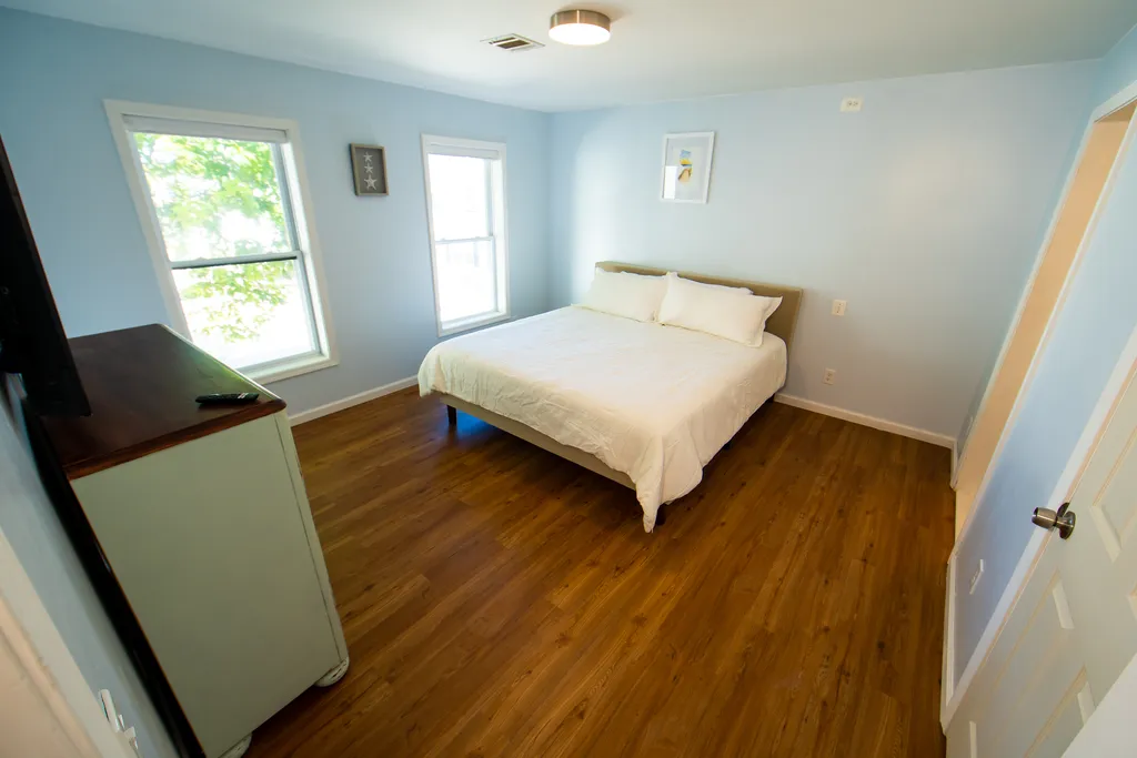 Master bedroom king size
