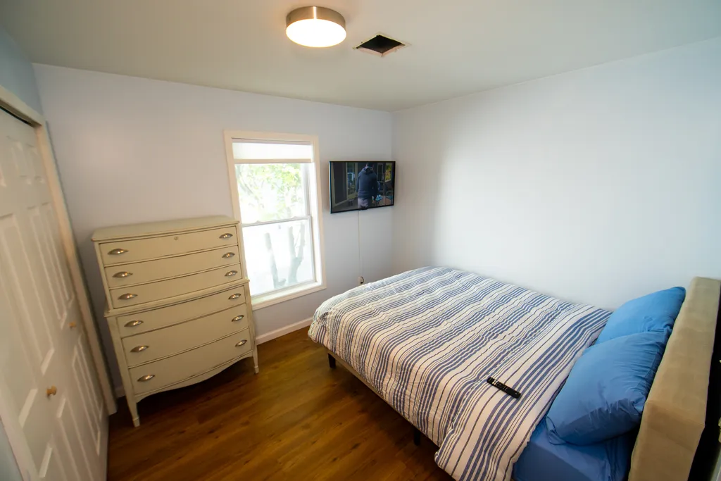 Bedroom #3 Queen