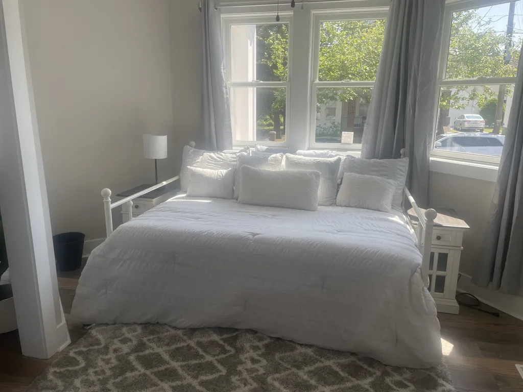 bedroom #1- full with twin trundle