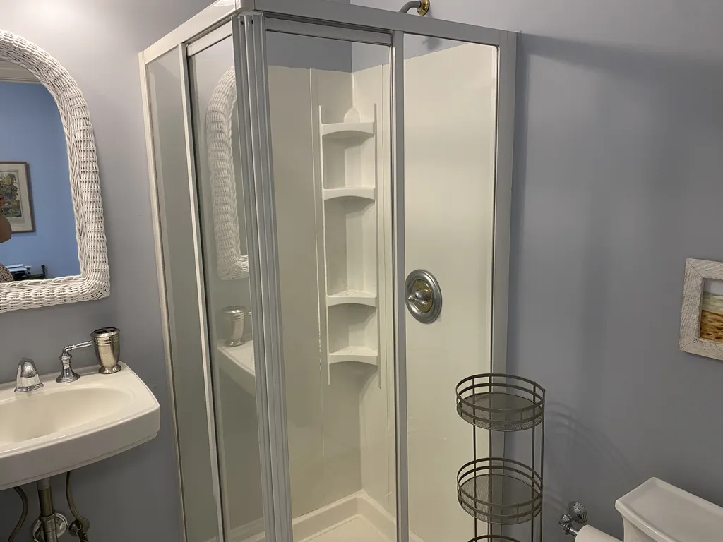 Ground floor bathroom