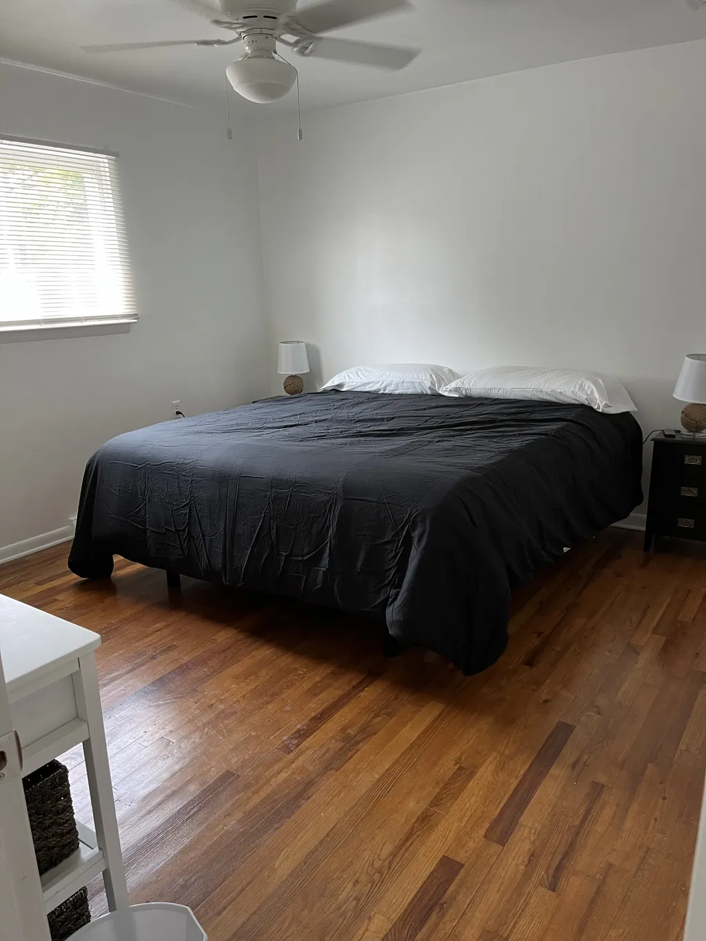 King size bed