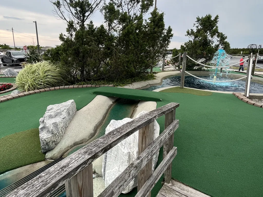 Lots of mini golf courses to choose from, check them all out!