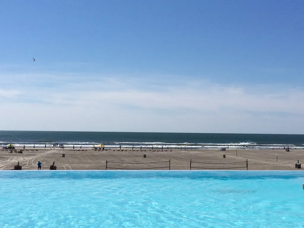 Infinity Pool