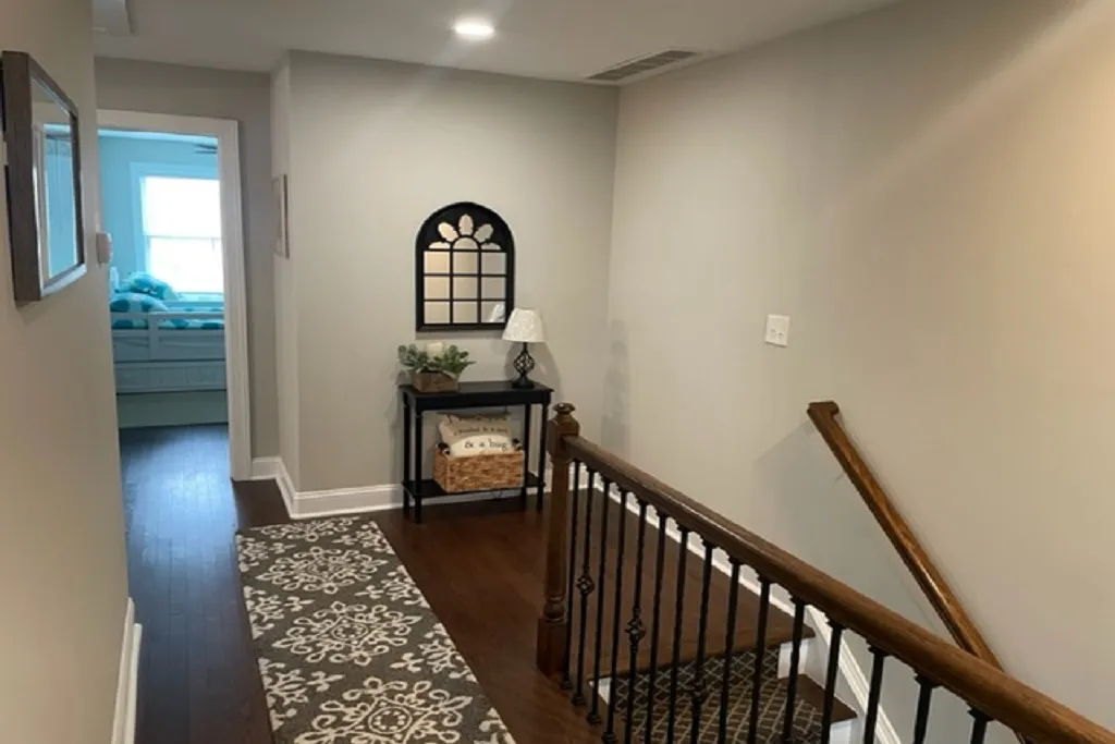 3rd floor hallway