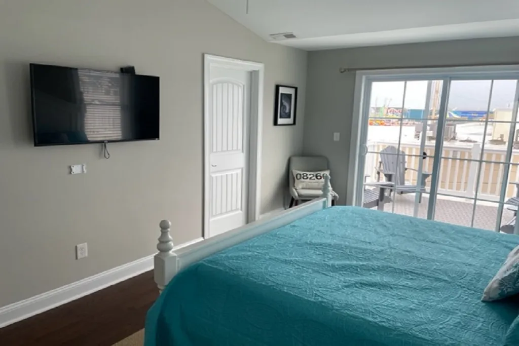 3rd floor master bedroom