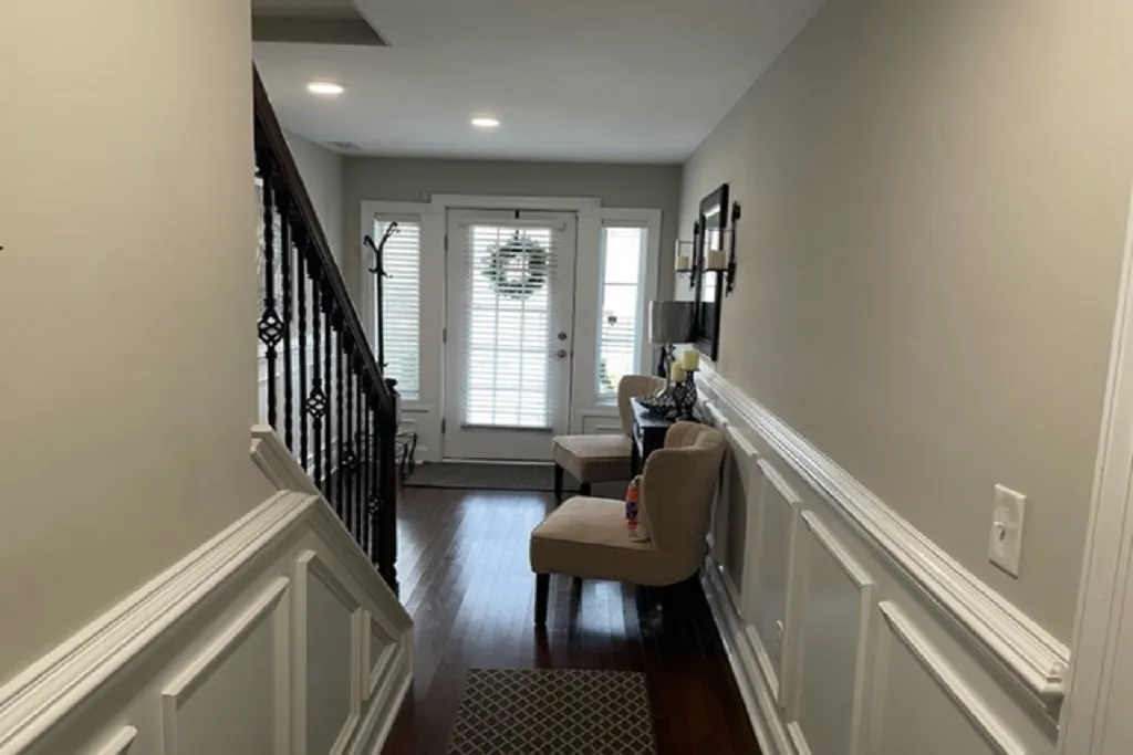 1st floor hallway
