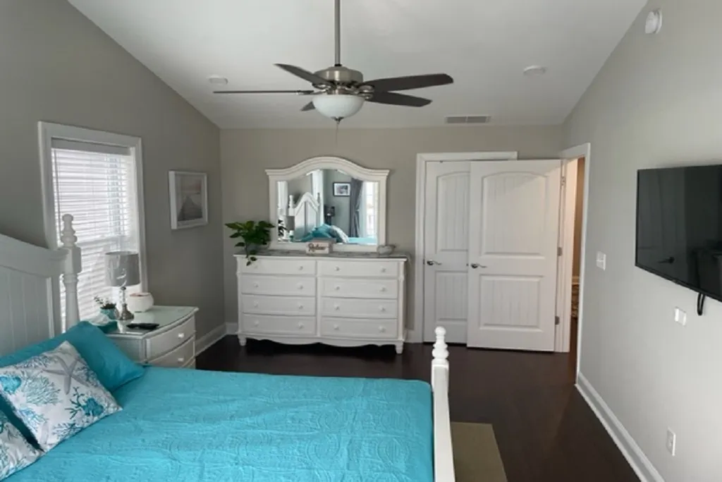 3rd floor master bedroom