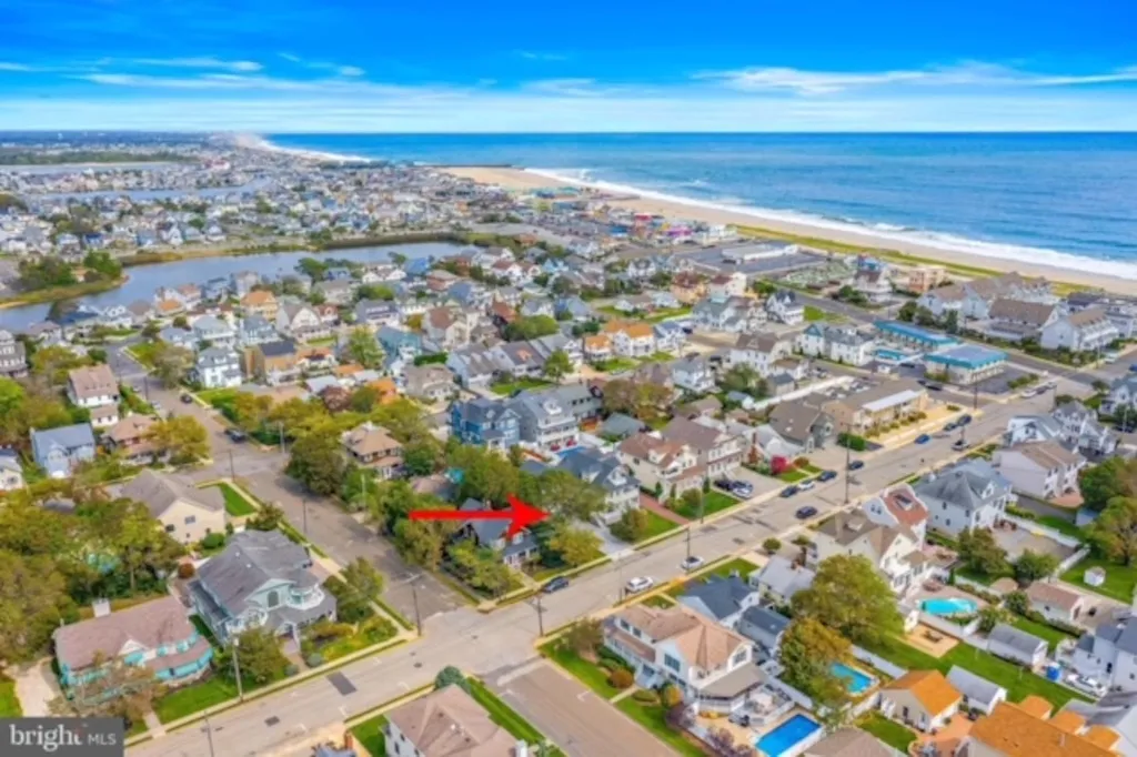 One block to the ocean
