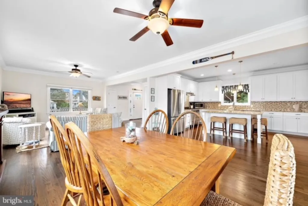 Dining Table - Seats 10