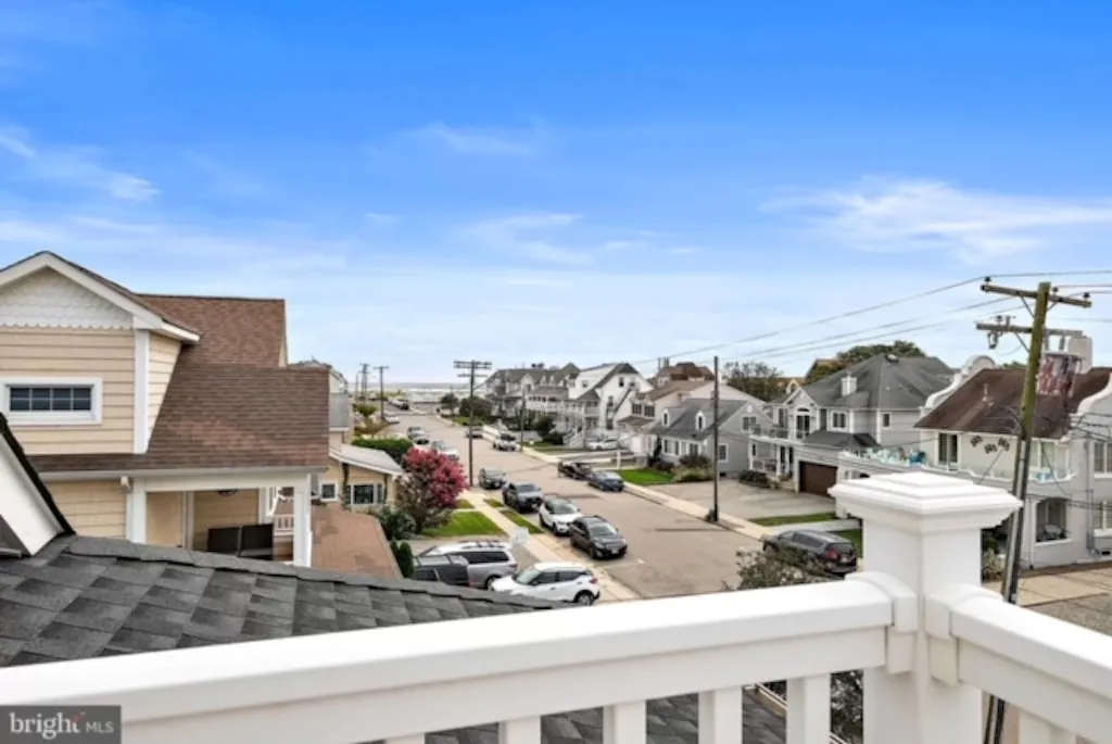 Third Floor Balcony - Partial Ocean View