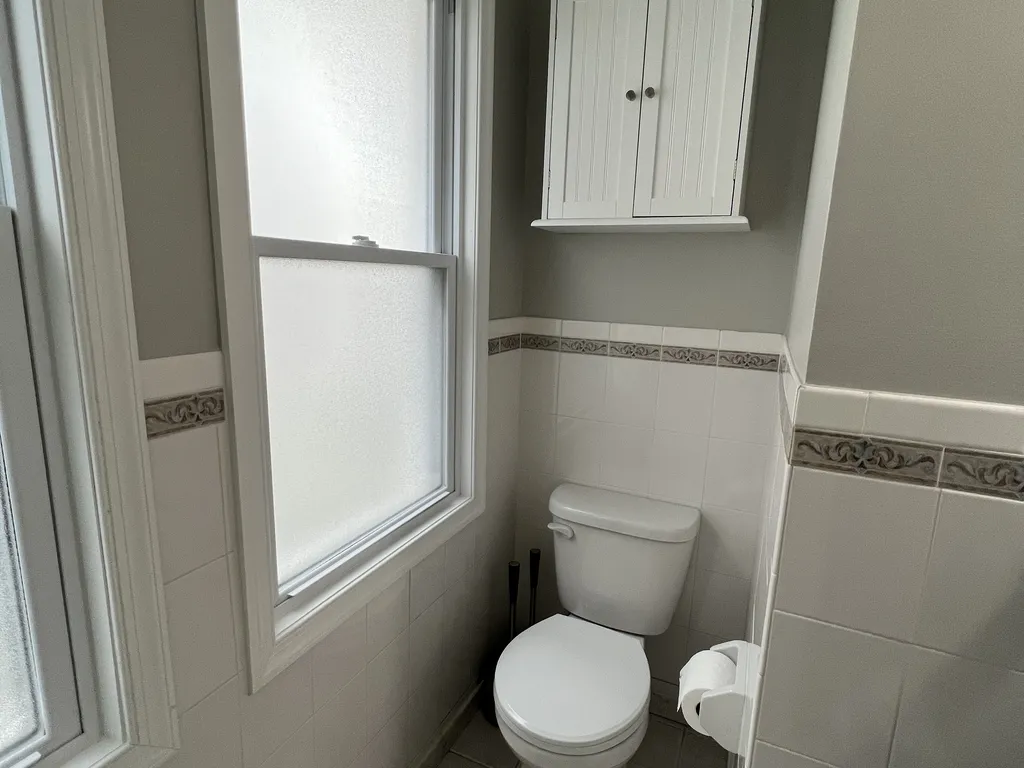 Bathroom Main Floor