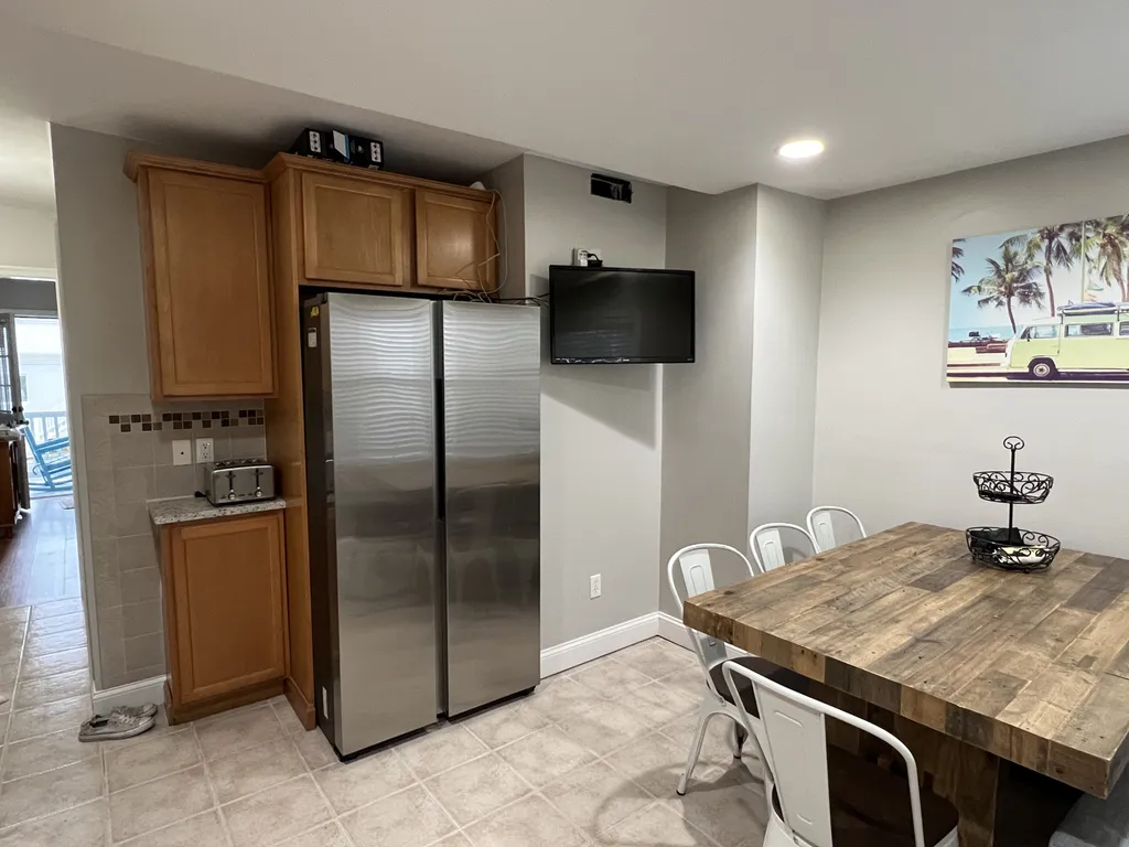 Kitchen Main Floor