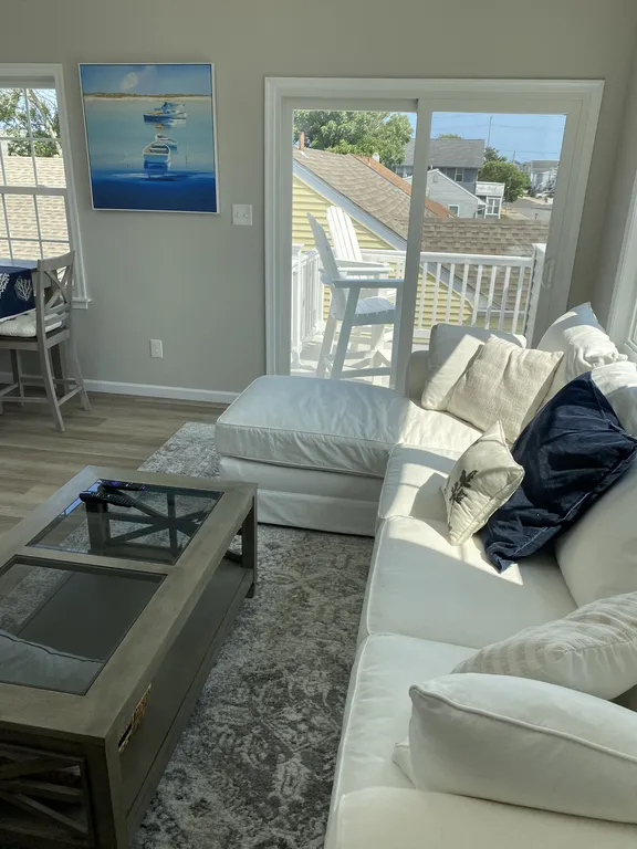 Front deck off living space 
