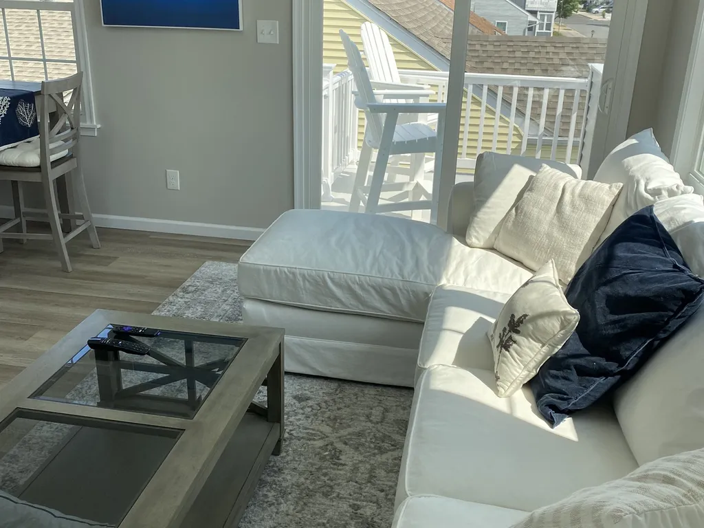 Front deck off living space 