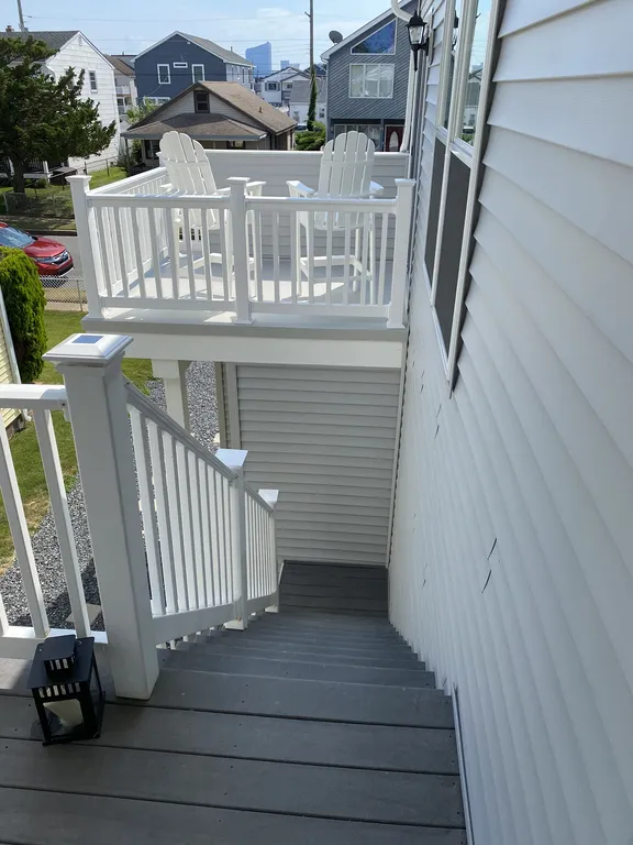 Second floor unit