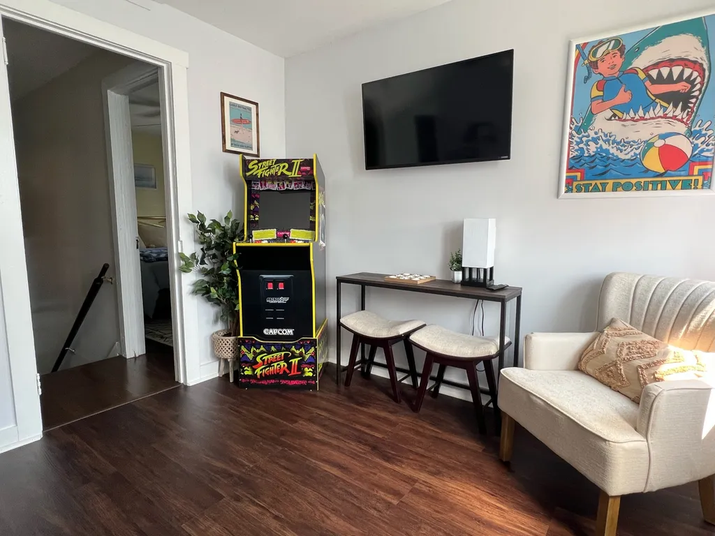 2nd Floor Living Room