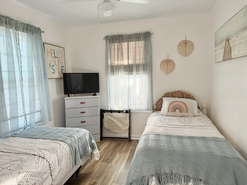 1st Floor Rear Bedroom