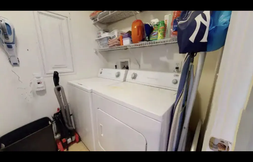 washer/dryer 