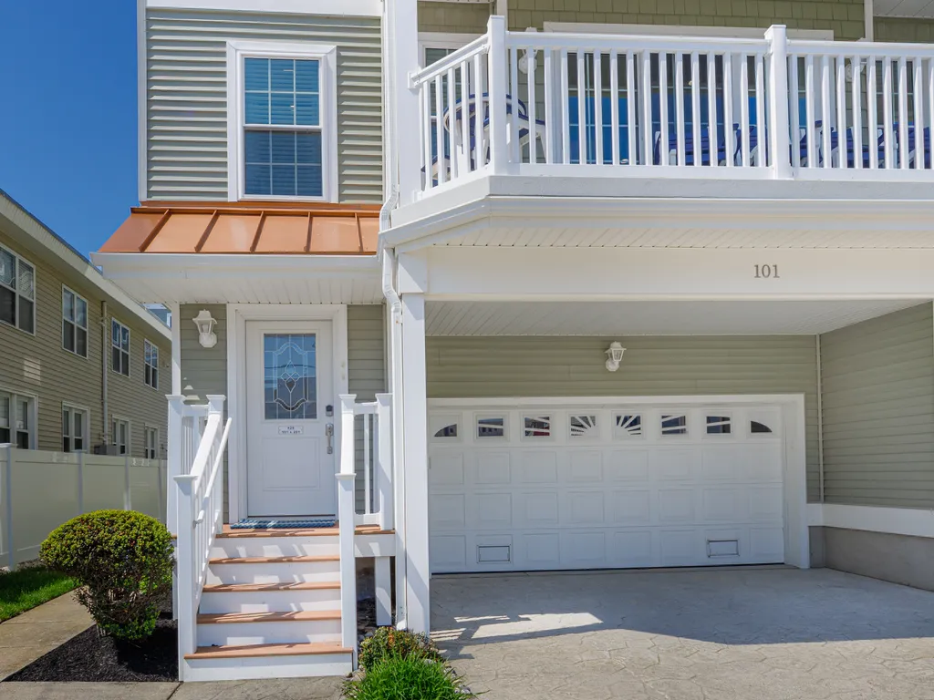 426 East 20th, Unit 101