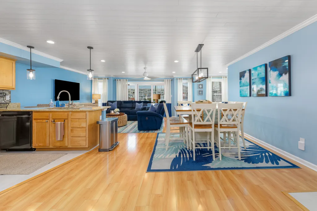 Main Living / Dining / Kitchen