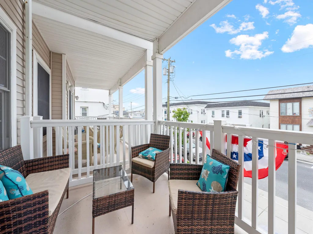 Deck facing East