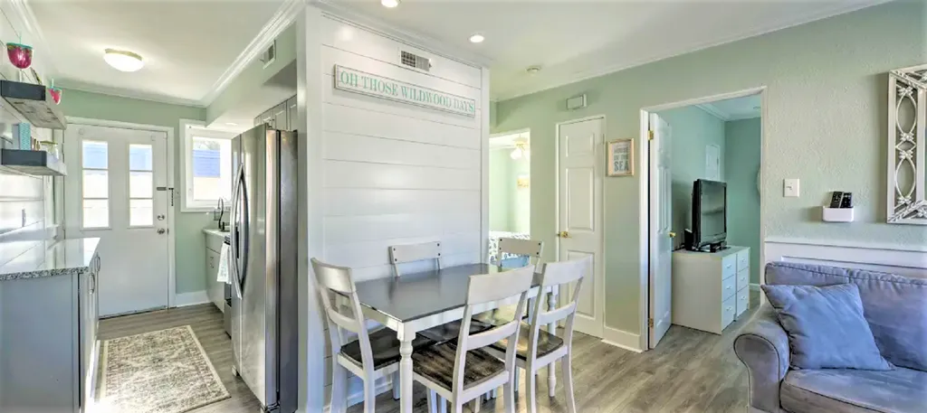 Kitchen table