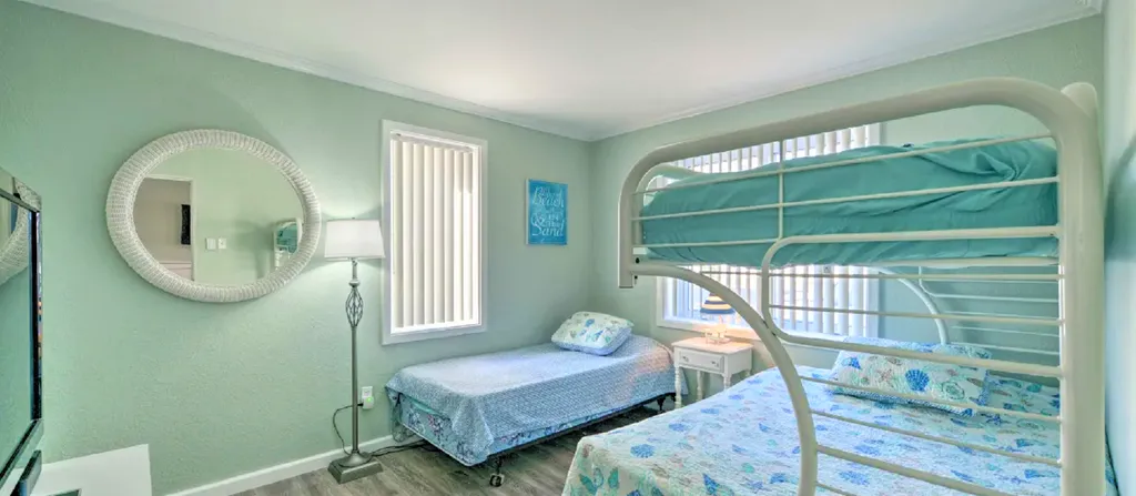 2nd Bedroom