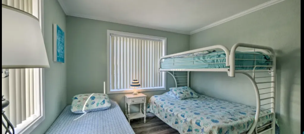 2nd Bedroom