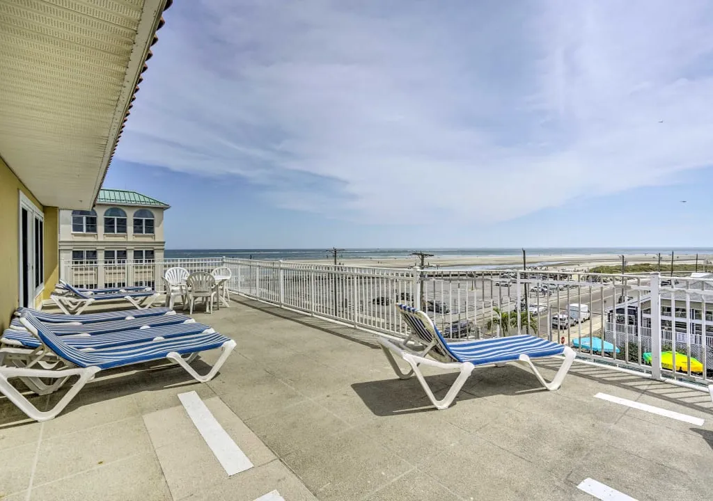Patio | Free WiFi | Central Heat &amp;amp; A/C