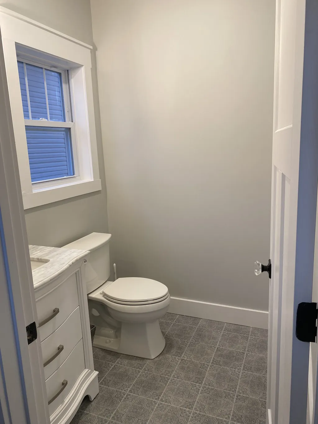 1st Fl Powder Room