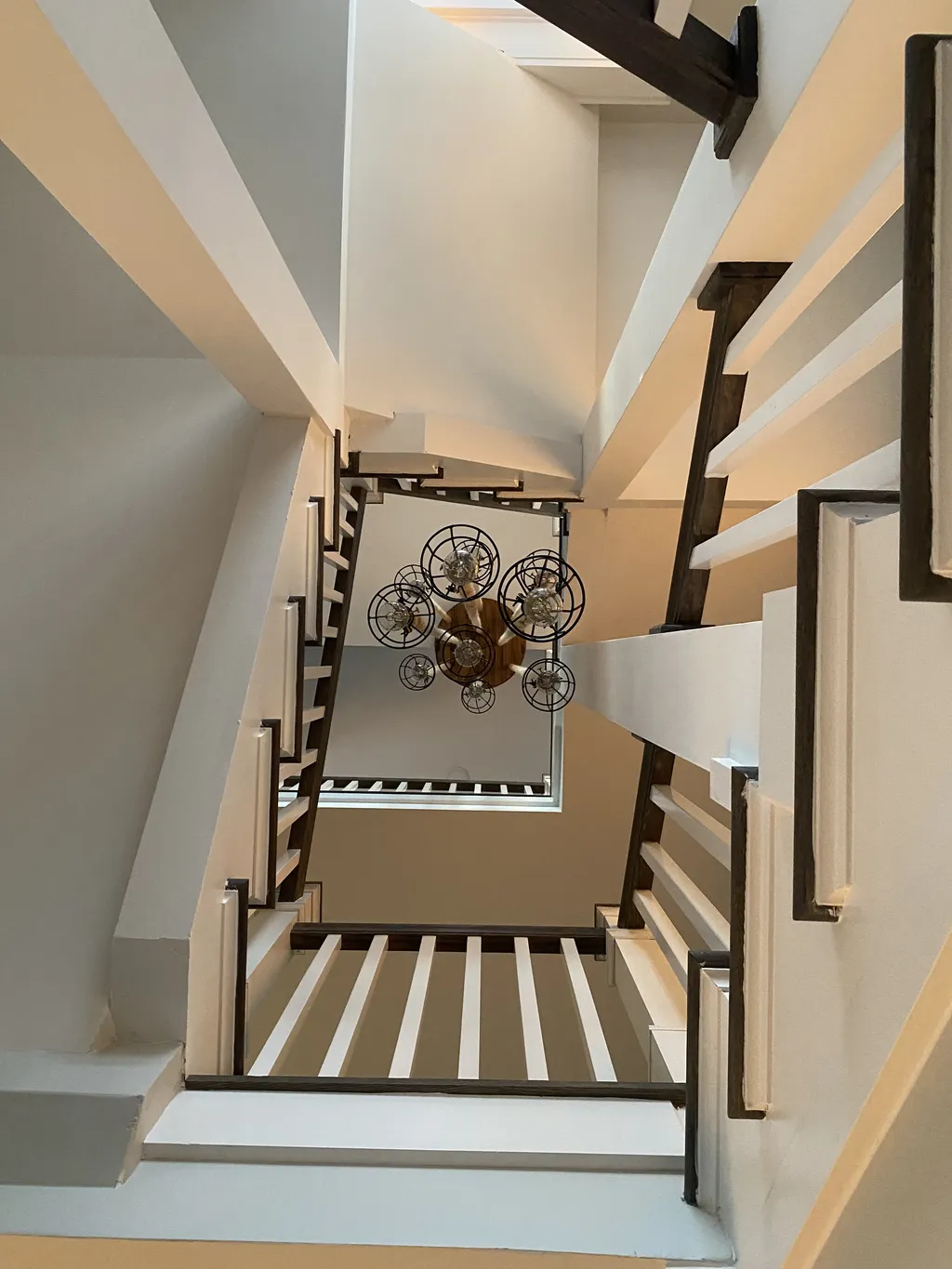 3 story open stairwell