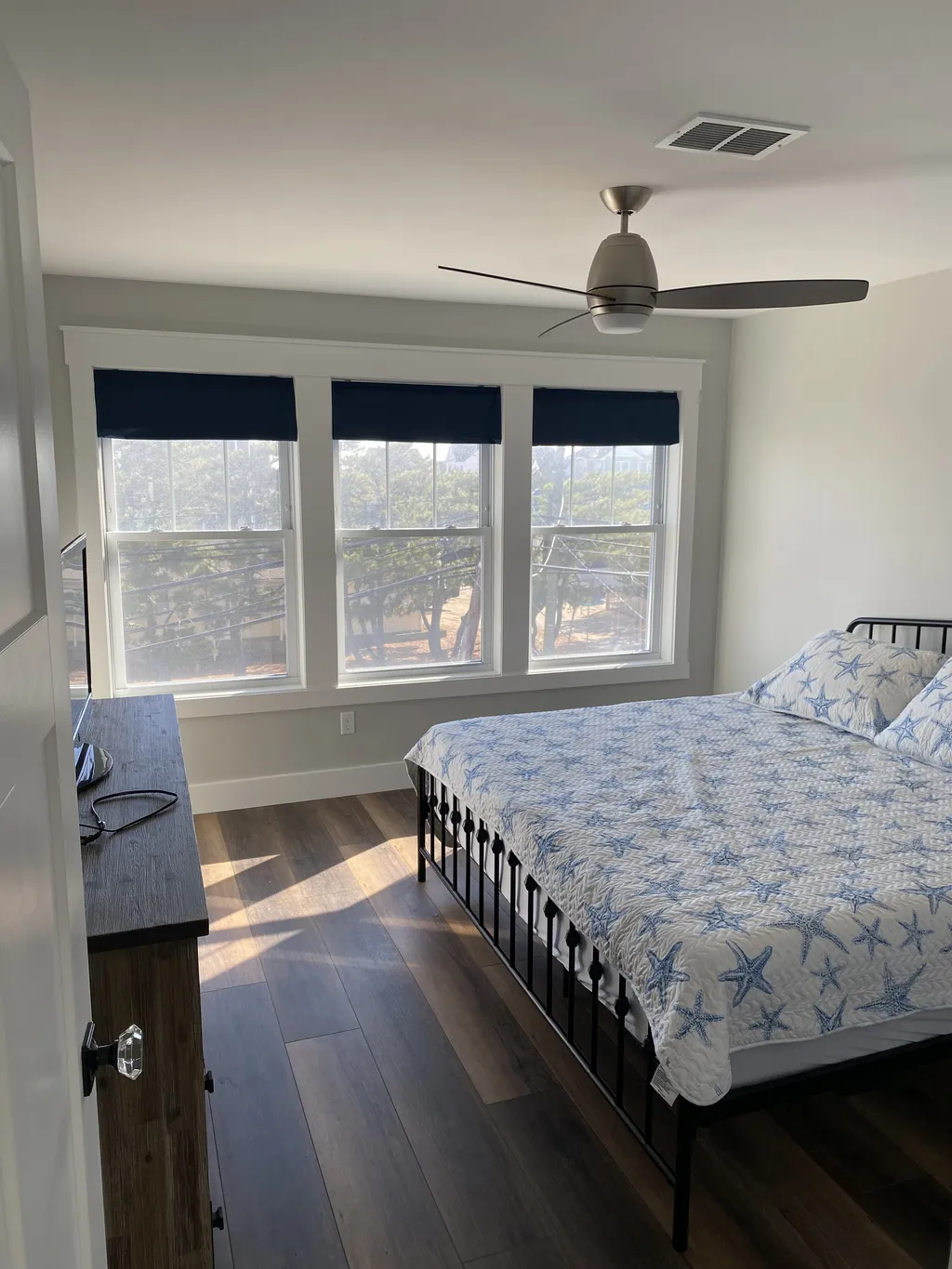 2nd Fl King Br w/ Porch Access