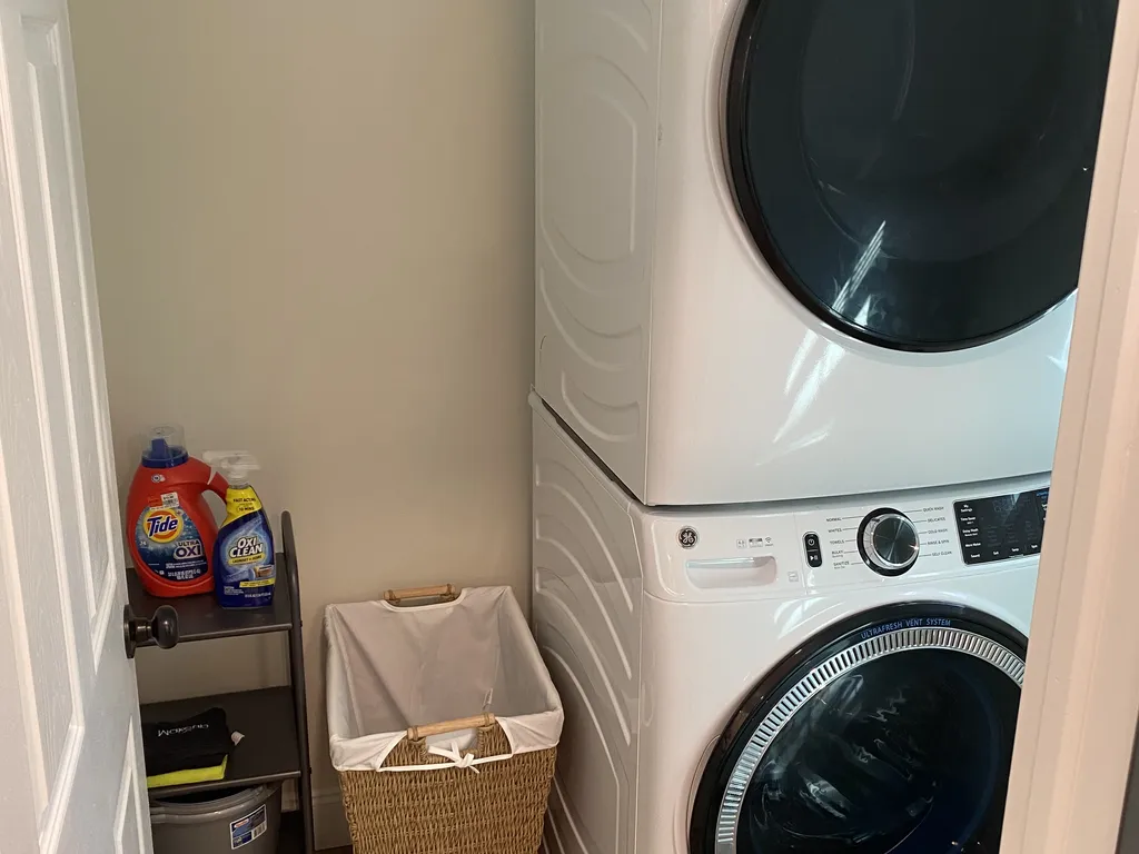 Full Size Washer &amp;amp; Dryer