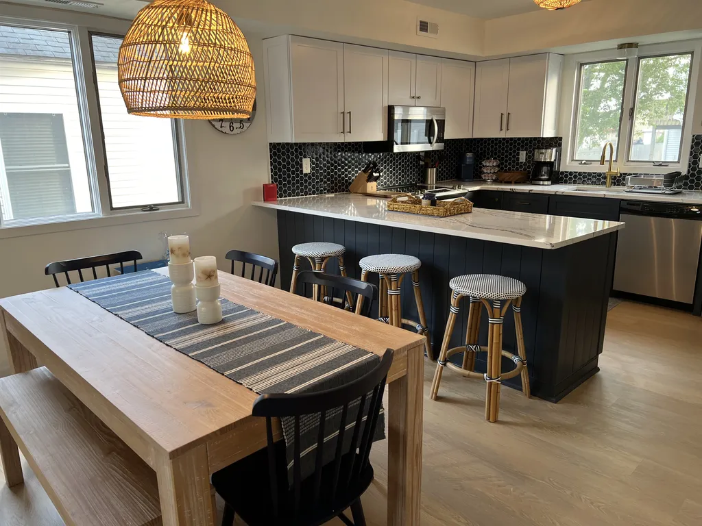 Dining area and kitchen 