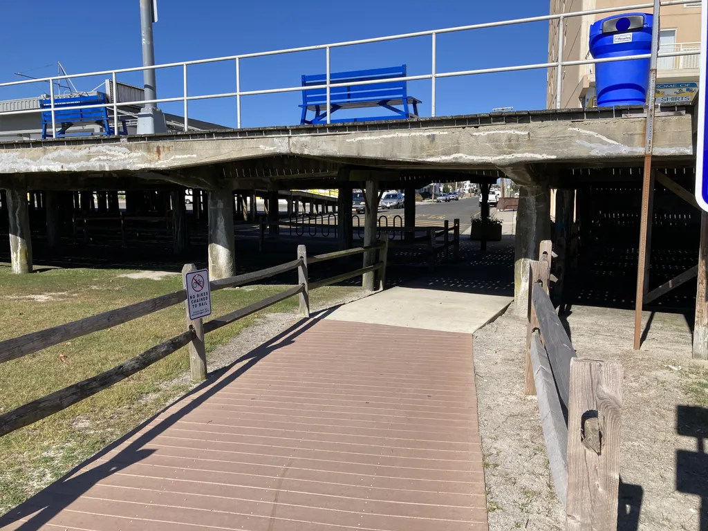 Beach access via walkway from 20th Ave