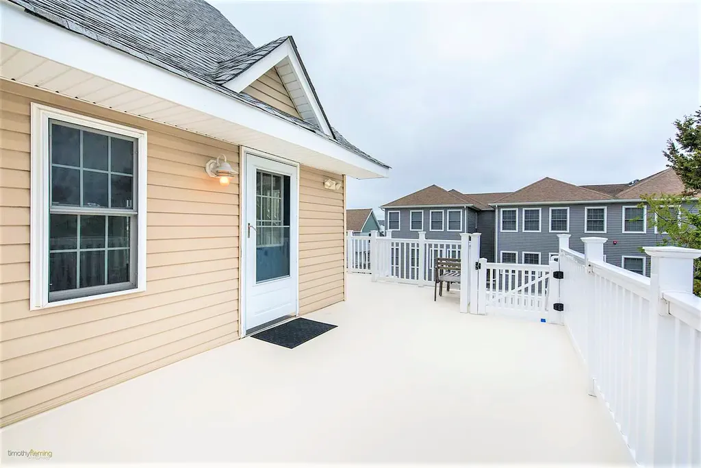 front deck