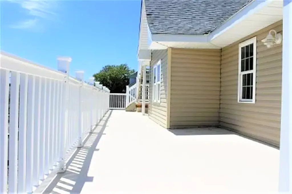 extra large front wrap around  deck